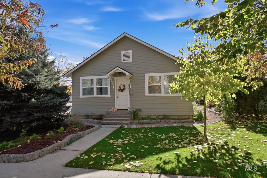 Photo of 2301 W Jefferson St, Boise, ID 83702 (MLS # 98968048)