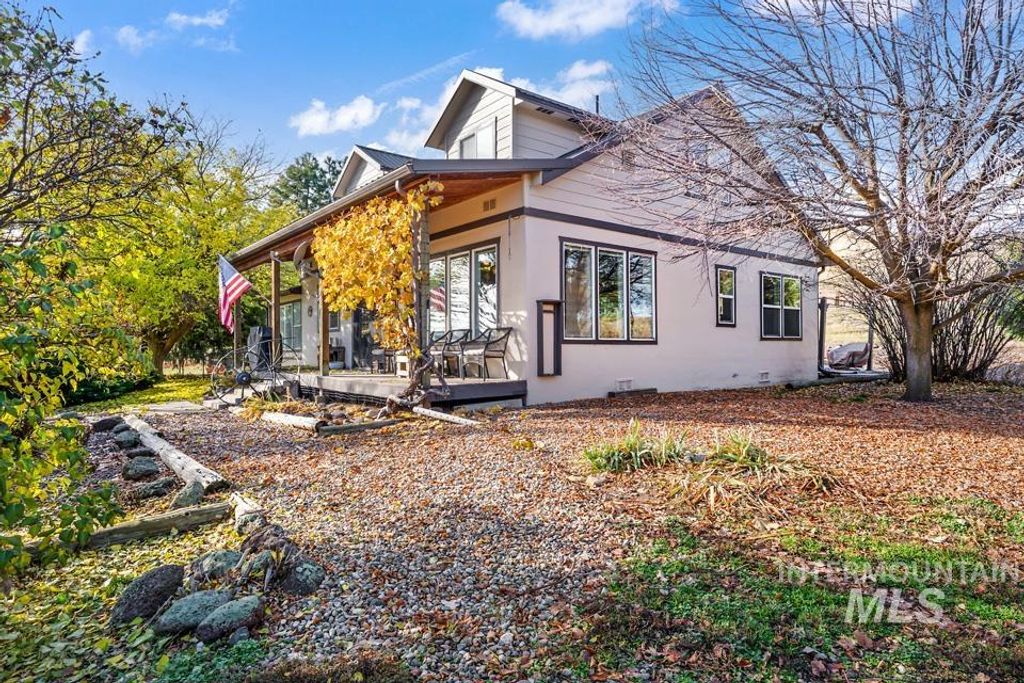 Photo of 7025 Bluebird Lane, Sweet, ID 83670 (MLS # 98968645)