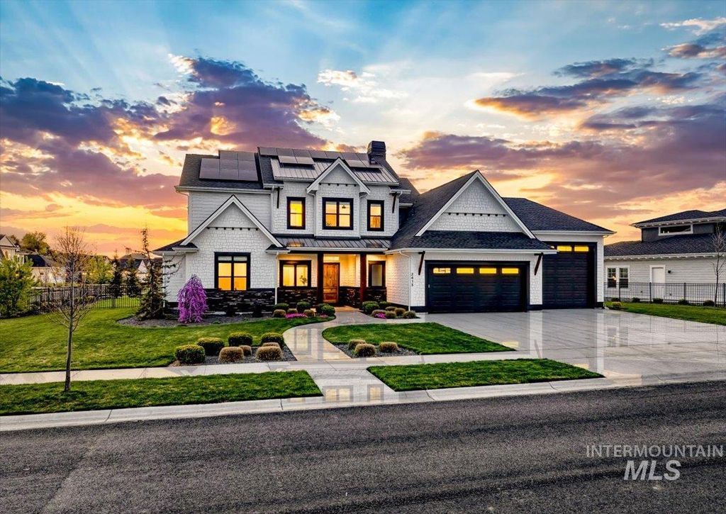 Photo of 2413 S Mallard Wing Way, Eagle, ID 83616 (MLS # 98981670)