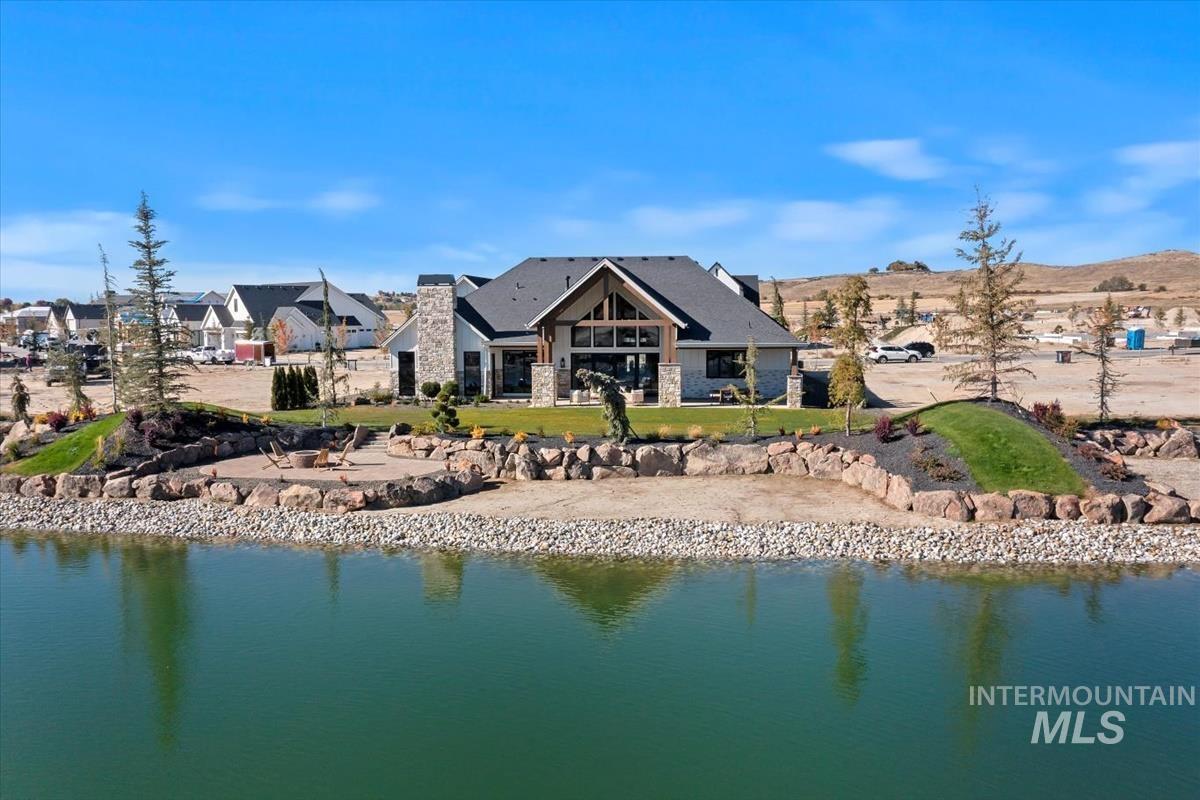 3584 N Harvest Moon Way