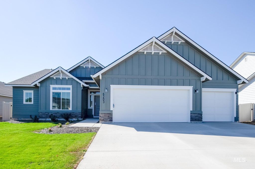 Photo of 5431 S Danforth Ave, Nampa, ID 83686 (MLS # 98979366)