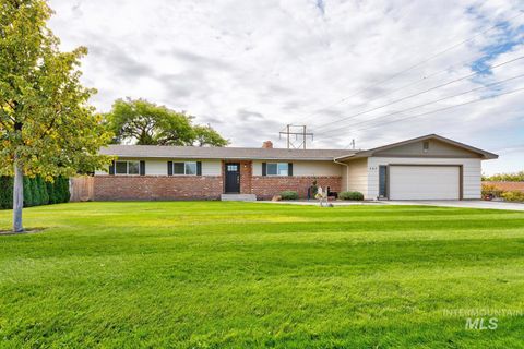 547 Ridge Dr Nampa ID 83686