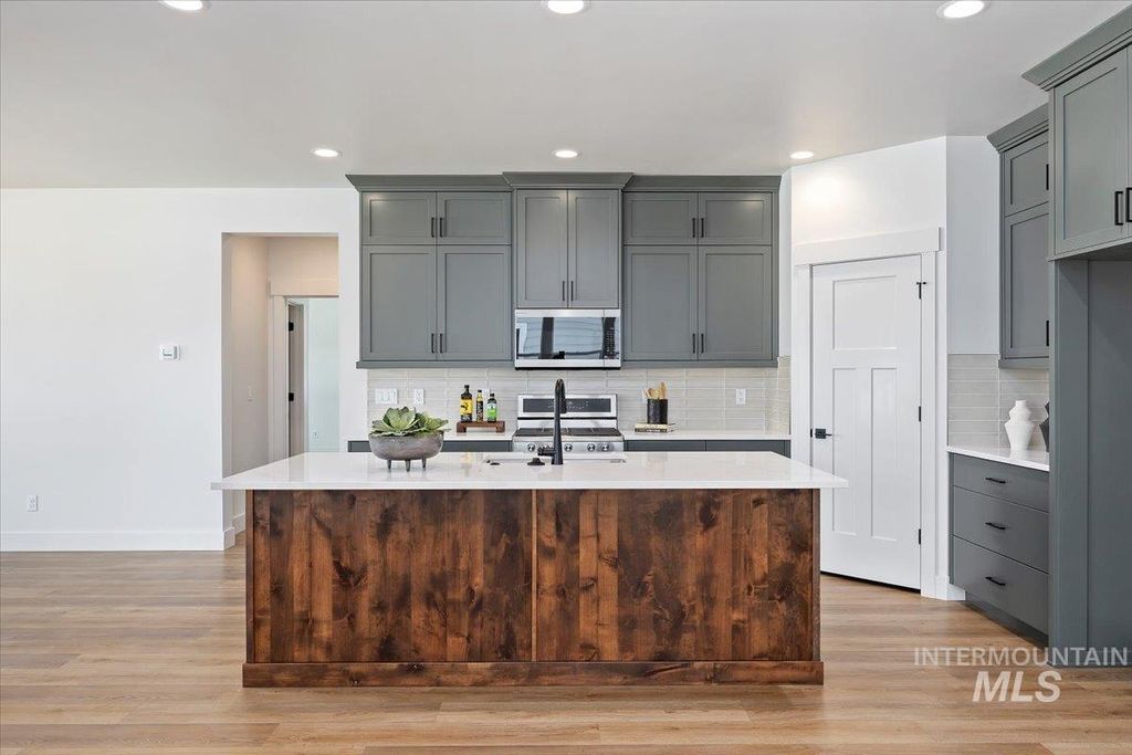 Photo of 258 Maxine Lane West, Kimberly, ID 83341 (MLS # 98971812)