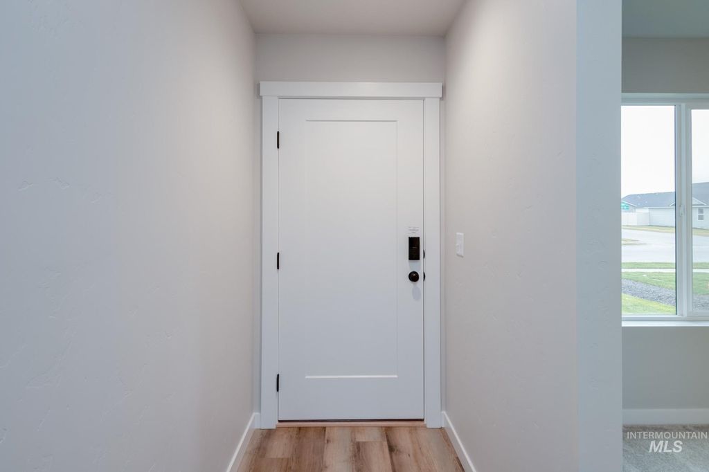 Photo of 8190 E Cool River Loop, Nampa, ID 83687 (MLS # 98974790)