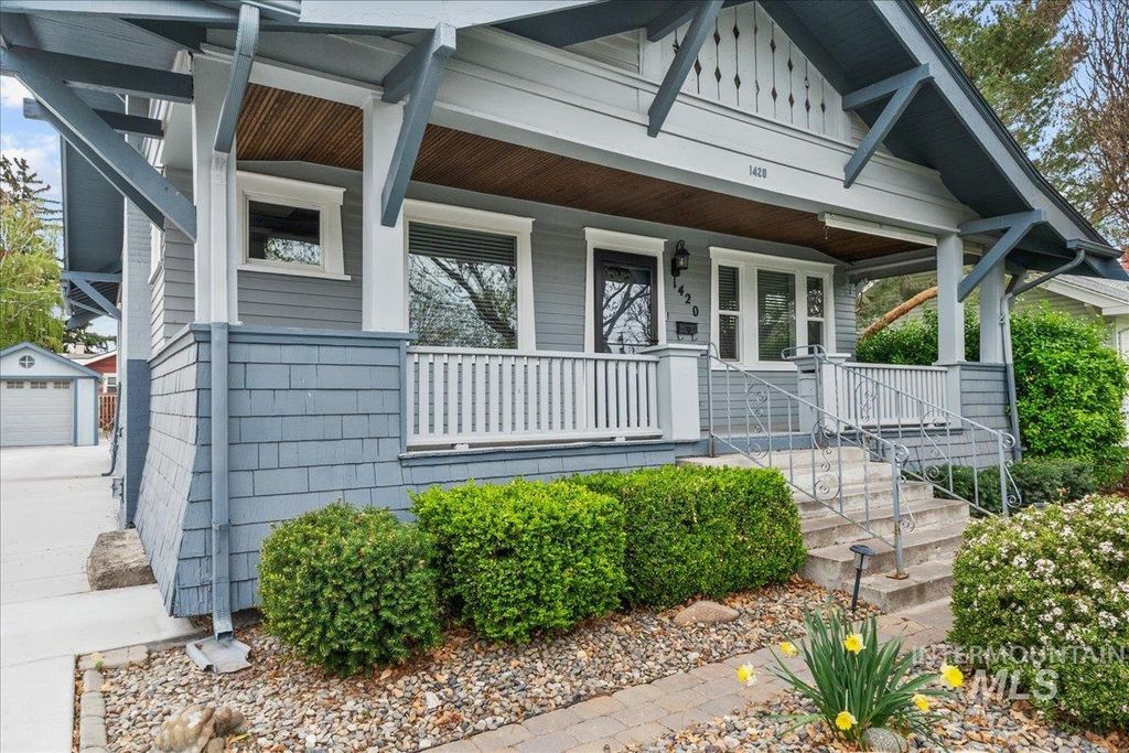 Photo of 1420 Maple Avenue, Twin Falls, ID 83301 (MLS # 98982408)