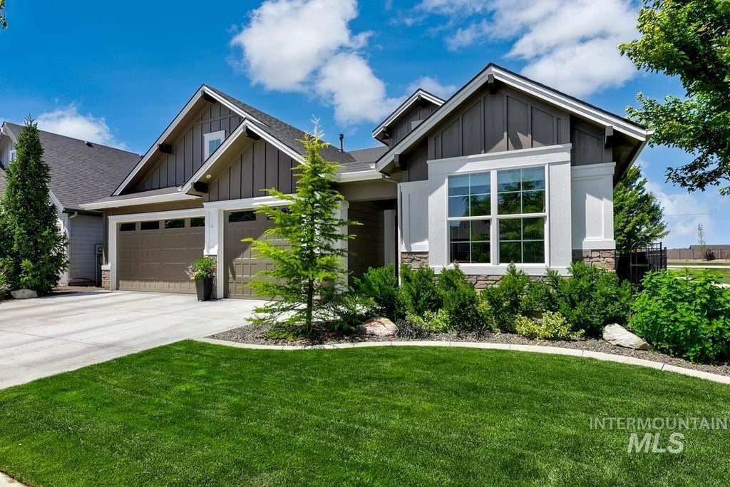 Photo of 5853 S Palatino Way, Meridian, ID 83642 (MLS # 98990816)