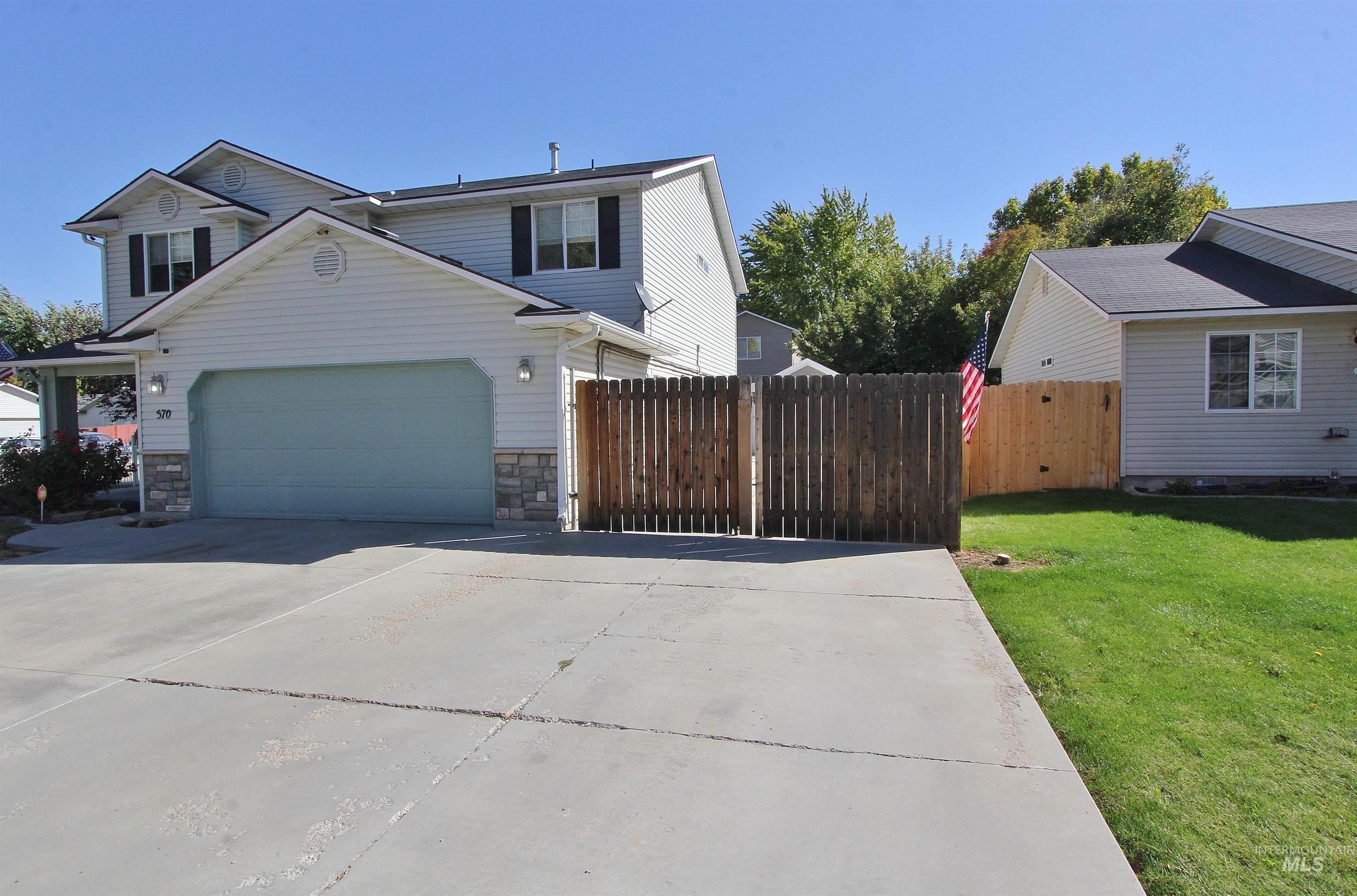 570 N Sourwood Avenue