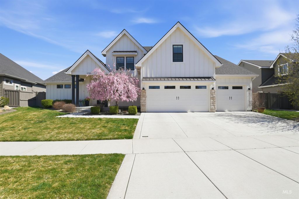 Photo of 1790 N Black Forest Way, Eagle, ID 83616 (MLS # 98979633)
