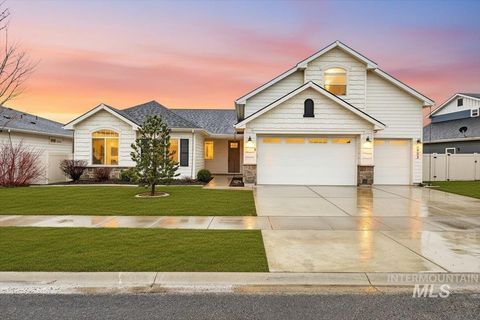 Photo of 5903 W Mattawa Dr, Meridian, ID 83646 (MLS # 98976015)