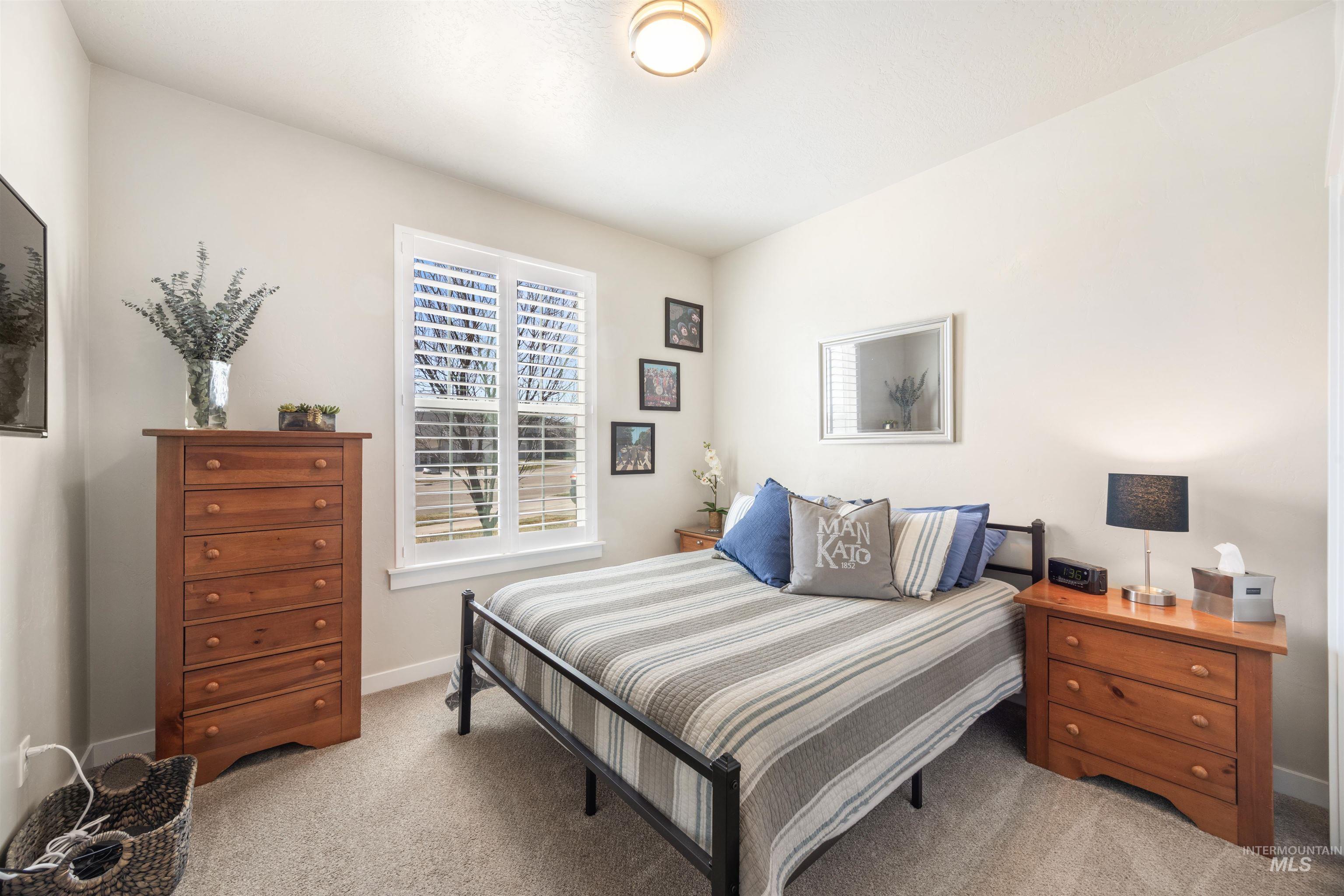 4202 W Peak Cloud Dr