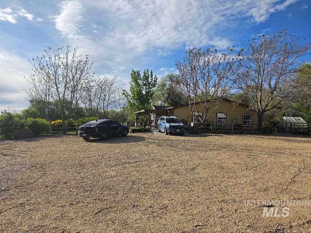 Photo of 19152 Marsing Road, Caldwell, ID 83607 (MLS # 98983907)