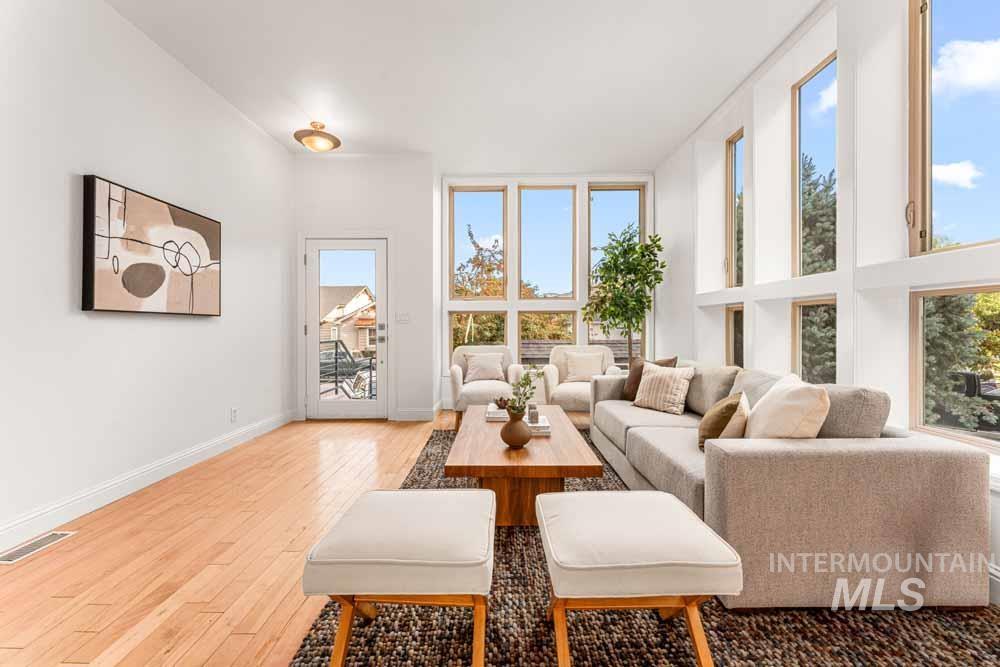 424 E Thurman Mill St.