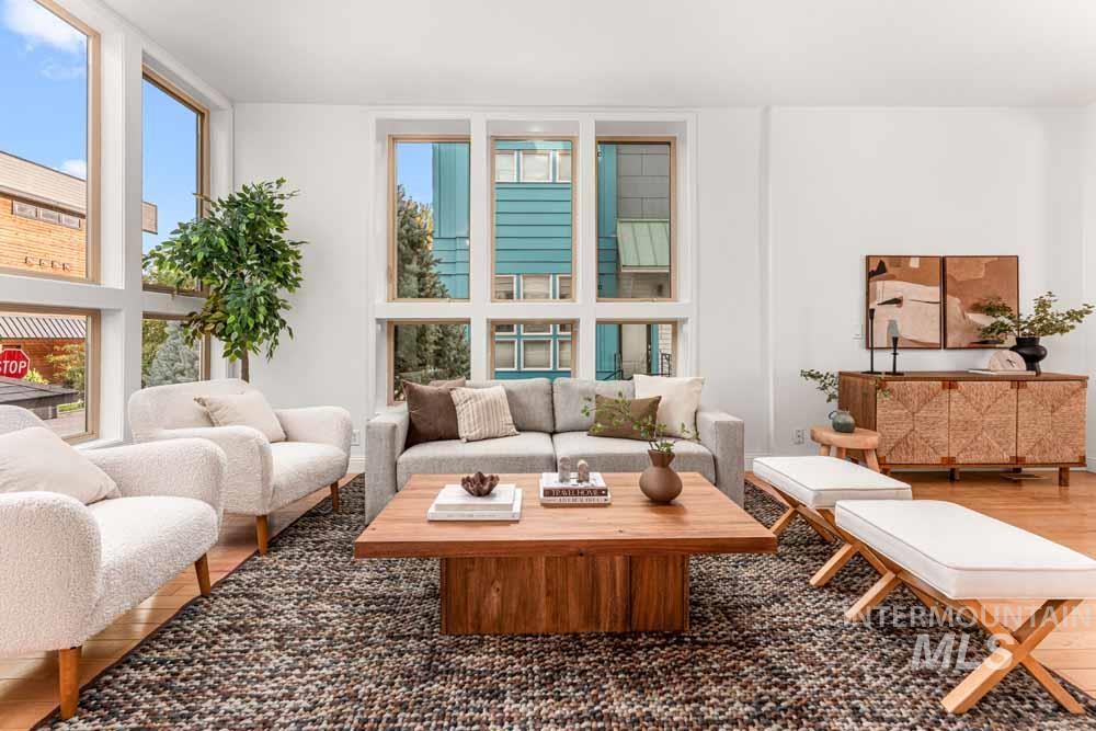 424 E Thurman Mill St.