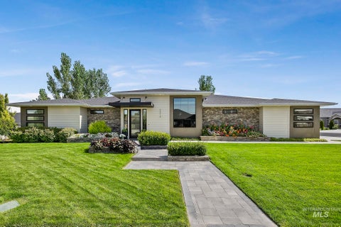 Photo of 2214 Settlers Ridge Trail, Twin Falls, ID 83301 (MLS # 98998565)