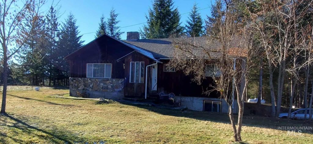 Photo of 386 Big Cedar Road, Kooskia, ID 83539 (MLS # 98970965)