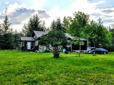 Photo of 386 Big Cedar Road, Kooskia, ID 83539 (MLS # 98970965)