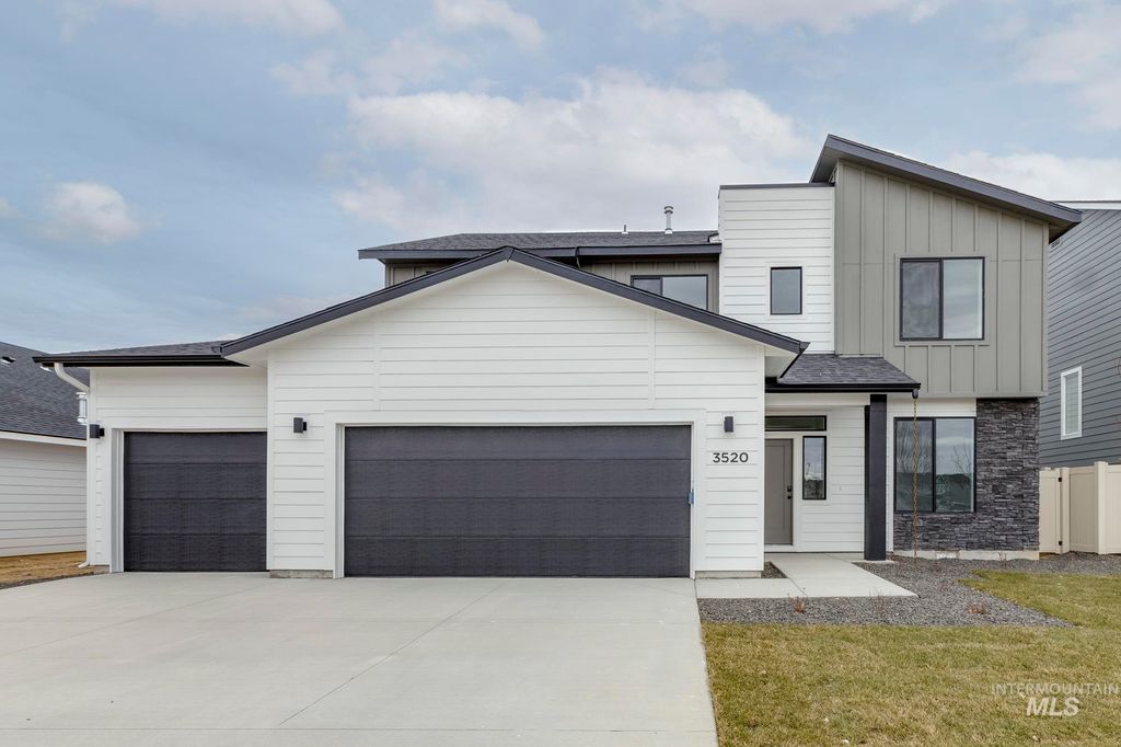 Photo of 13685 Judson St, Caldwell, ID 83607 (MLS # 98972750)