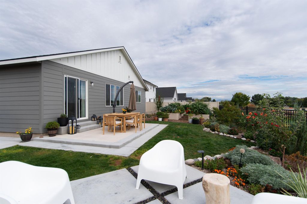 Photo of 11289 W Langit St, Star, ID 83669 (MLS # 98969217)