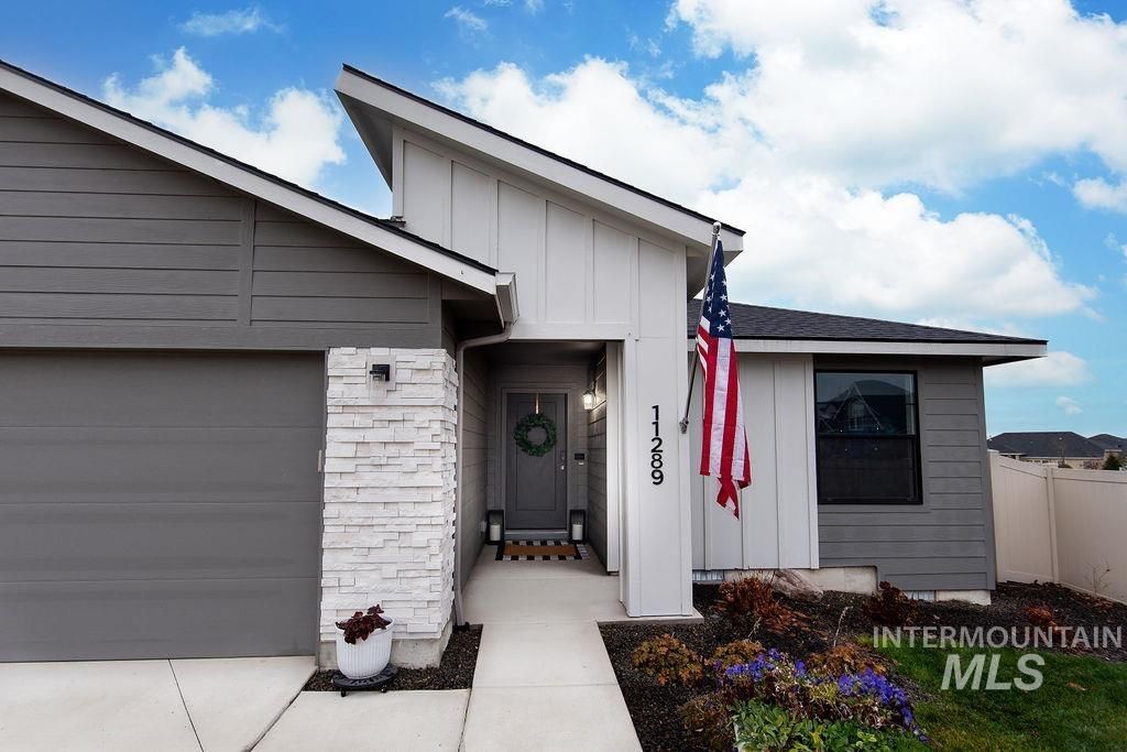 Photo of 11289 W Langit St, Star, ID 83669 (MLS # 98969217)