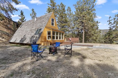 Photo of 60 Wilderness Ranch Rd, Boise, ID 83716 (MLS # 98987201)