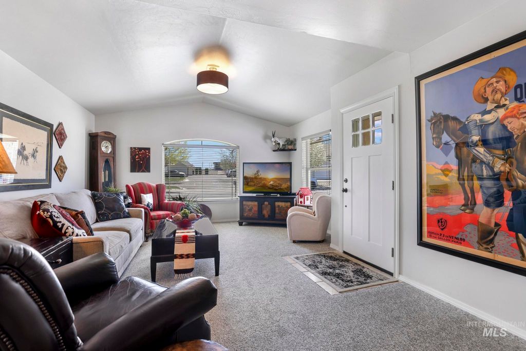 Photo of 2515 Whispering Pine Dr, Twin Falls, ID 83301 (MLS # 98981181)