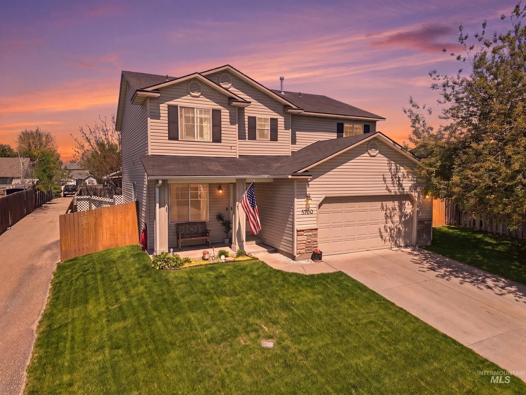 Photo of 3700 E Sandyford Ave, Nampa, ID 83686 (MLS # 98983793)
