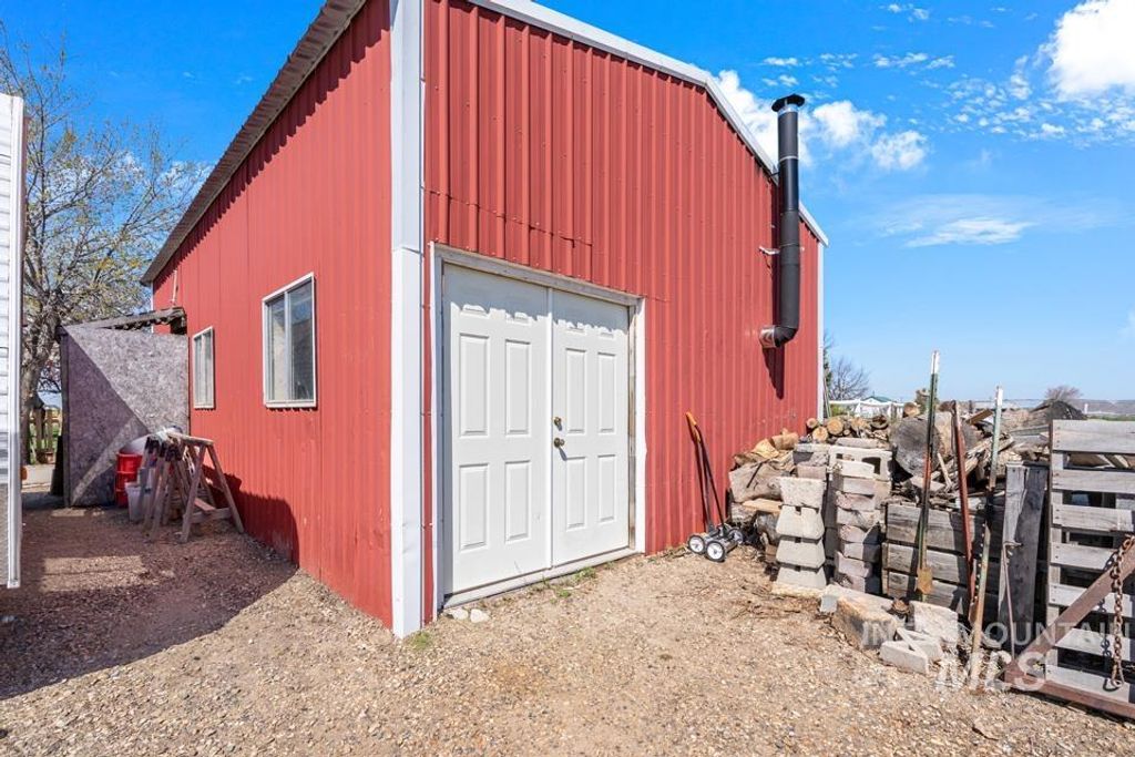 Photo of 7242 Boise Rd, Fruitland, ID 83619 (MLS # 98973421)