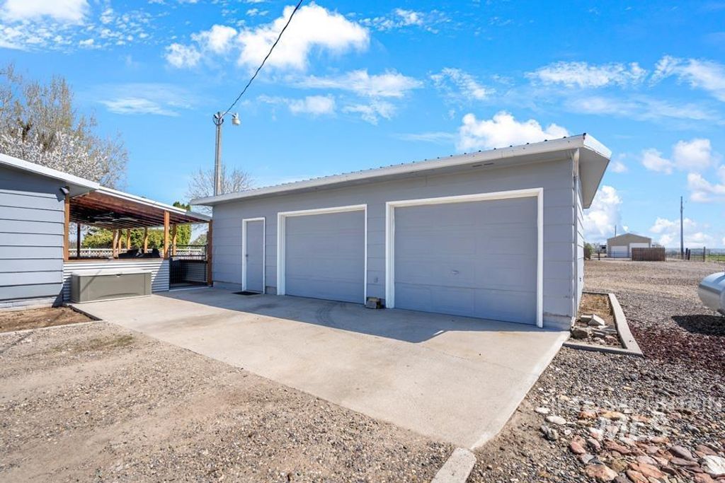 Photo of 7242 Boise Rd, Fruitland, ID 83619 (MLS # 98973421)