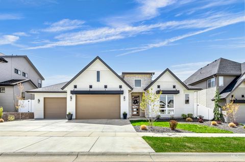 Photo of 13639 N Ruffed Grouse Way, Boise, ID 83714 (MLS # 98983218)