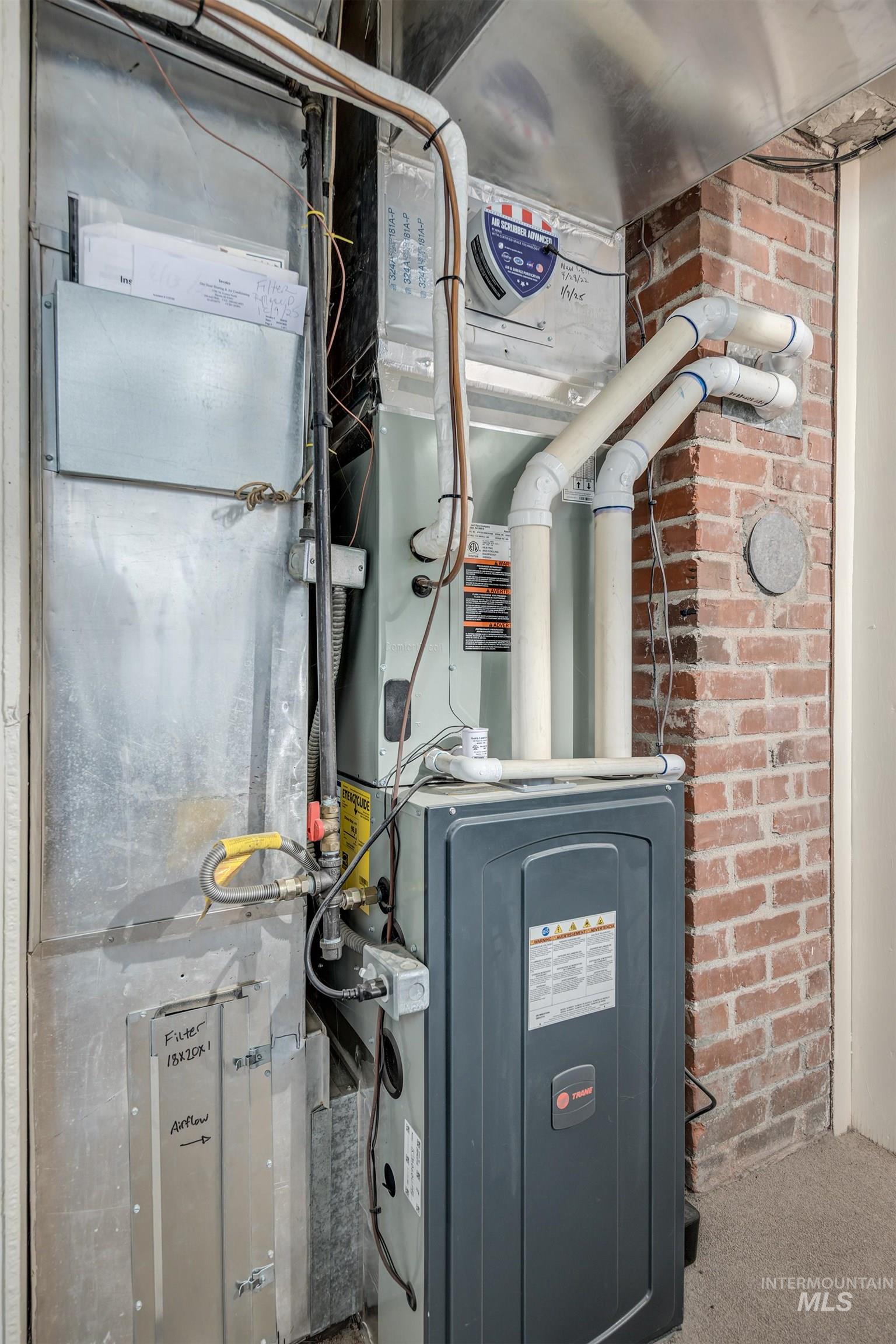 Utilities featuring heating unit