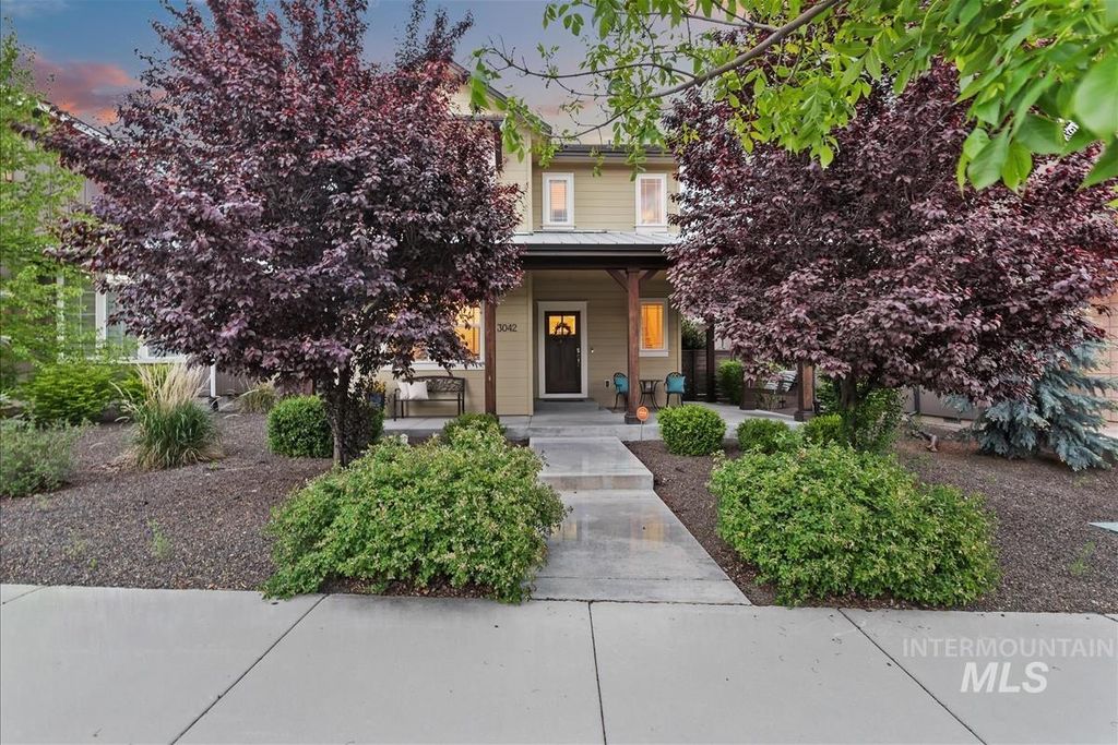 Photo of 3042 S Shadywood Way, Boise, ID 83716 (MLS # 98985445)