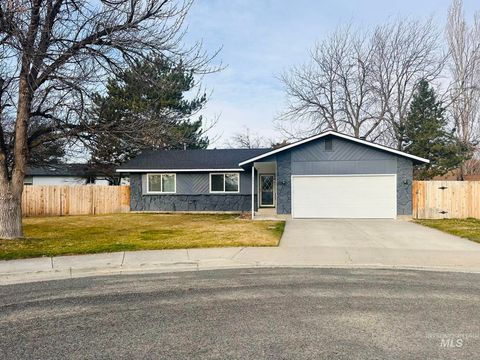 Photo of 551 Park Meadows Cir, Twin Falls, ID 83301 (MLS # 98978004)