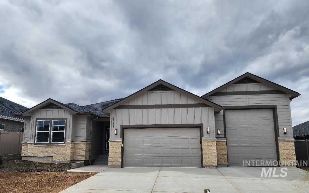 Photo of 2371 S Hurd Ave, Nampa, ID 83686 (MLS # 98975495)