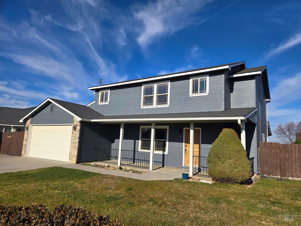 Photo of 237 16th Ave. N, Payette, ID 83661 (MLS # 98969730)