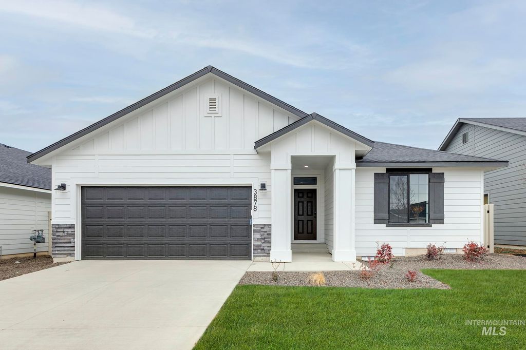 Photo of 3878 E Syracuse St, Nampa, ID 83686 (MLS # 98965351)