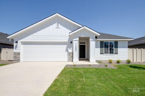 Photo of 3878 E Syracuse St, Nampa, ID 83686 (MLS # 98965351)