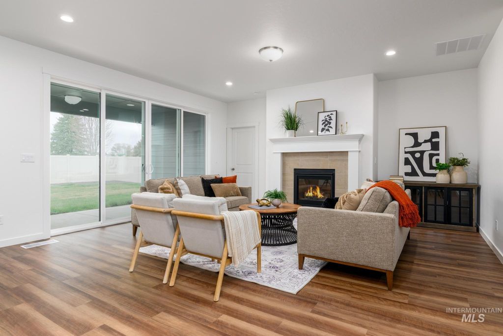 Photo of 14554 Boatwatch Dr, Caldwell, ID 83607 (MLS # 98966453)