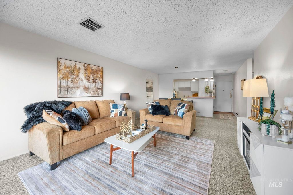 Photo of 3701 W Crescent Rim Dr #103, Boise, ID 83706 (MLS # 98969997)