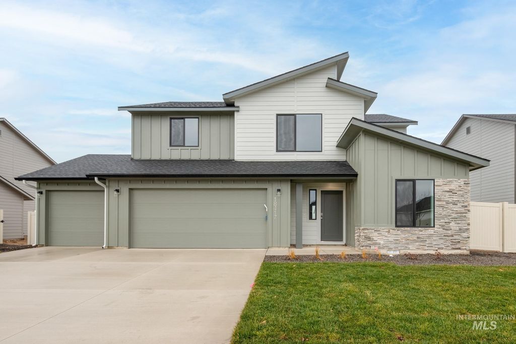 Photo of 18417 N Trumpet Lily Ave, Nampa, ID 83687 (MLS # 98969294)