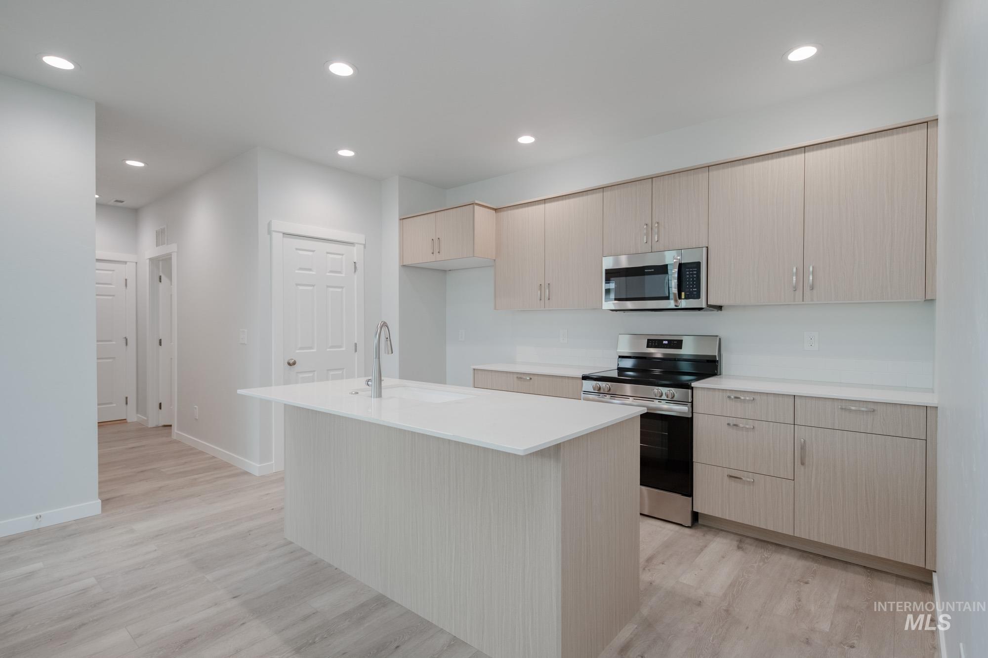 3002 E Boulder Basin Dr