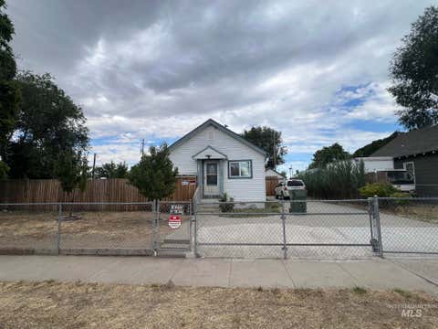 Photo of 668 NW 1st St, Ontario, OR 97914 (MLS # 98993842)