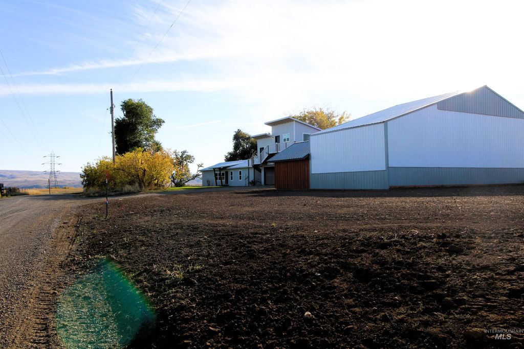 Photo of 2253 Waite Rd, Midvale, ID 83645 (MLS # 98965290)