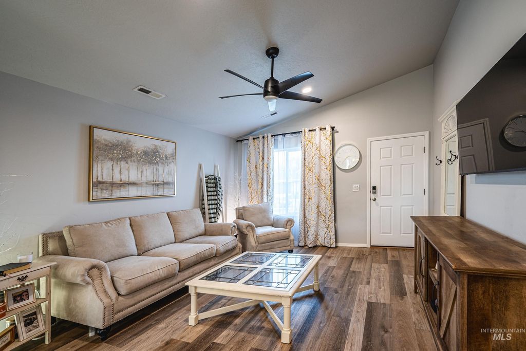 Photo of 19641 Alleghenny Way, Caldwell, ID 83605 (MLS # 98983375)