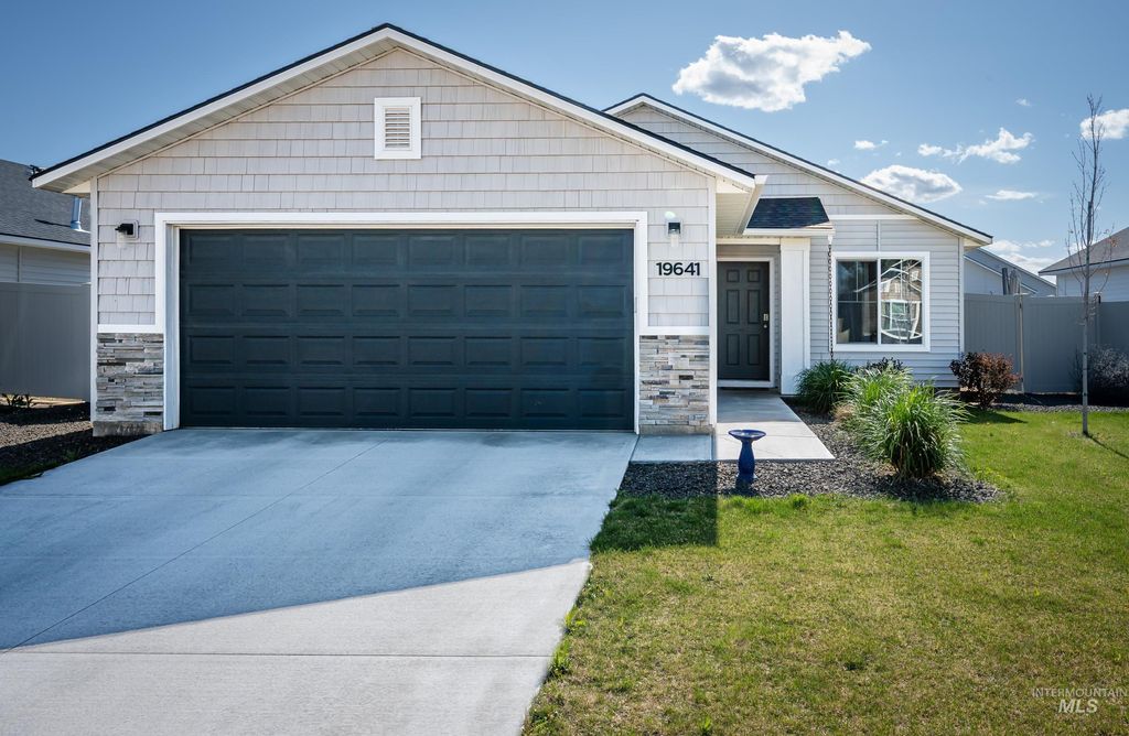 Photo of 19641 Alleghenny Way, Caldwell, ID 83605 (MLS # 98983375)