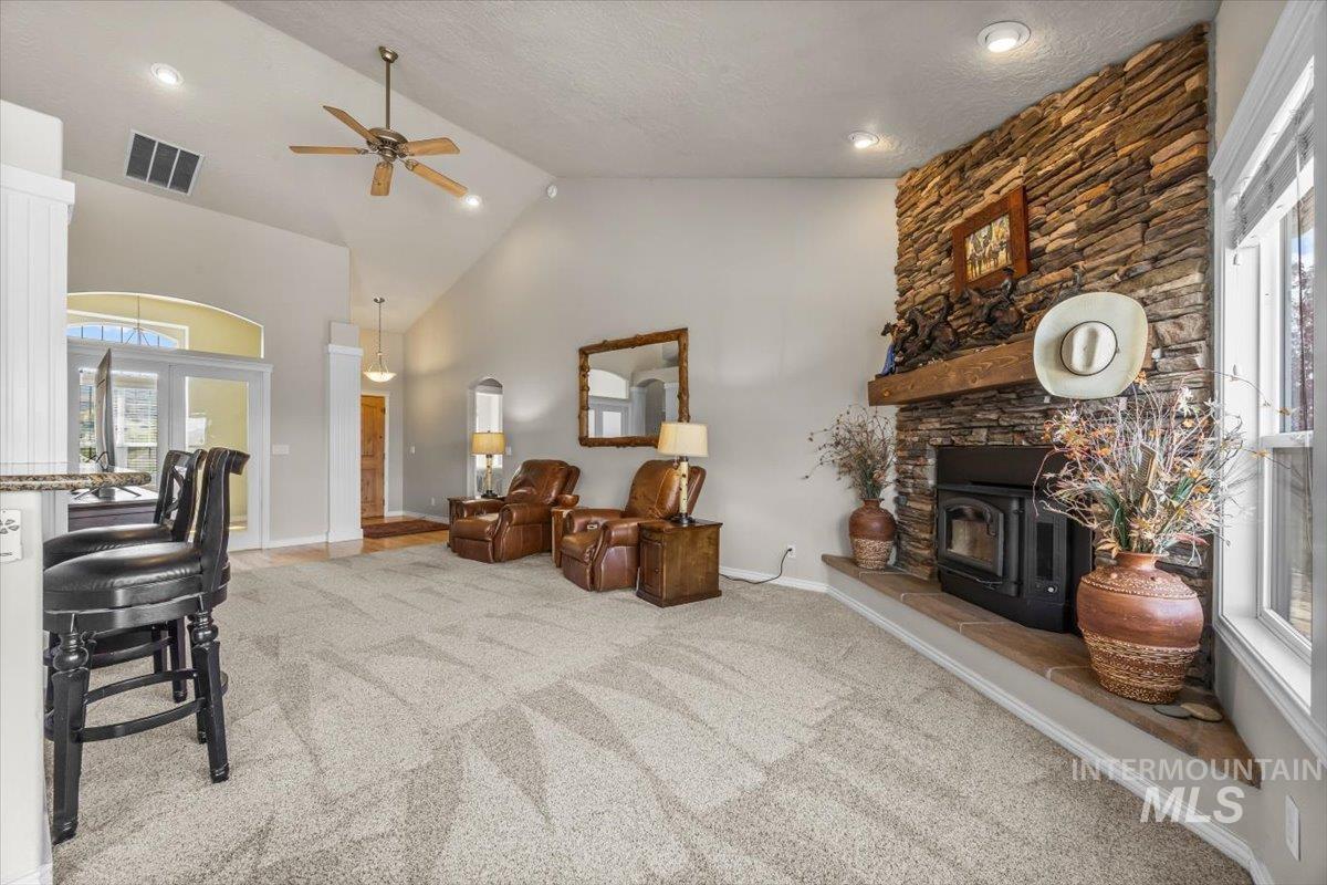 Horseshoe Bend, Idaho 83629, United States, 3 Bedrooms Bedrooms, ,3 BathroomsBathrooms,Residential,Active,227549