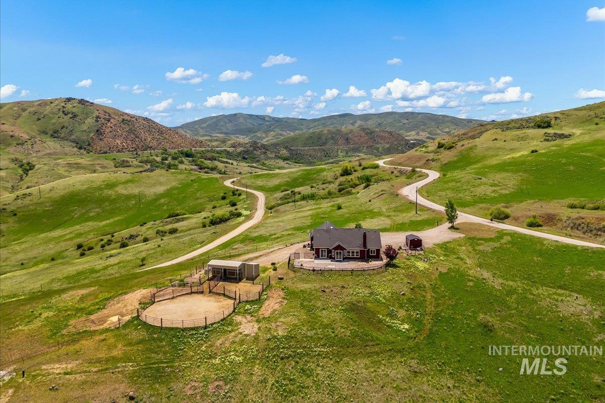 Horseshoe Bend, Idaho 83629, United States, 3 Bedrooms Bedrooms, ,3 BathroomsBathrooms,Residential,Active,227549