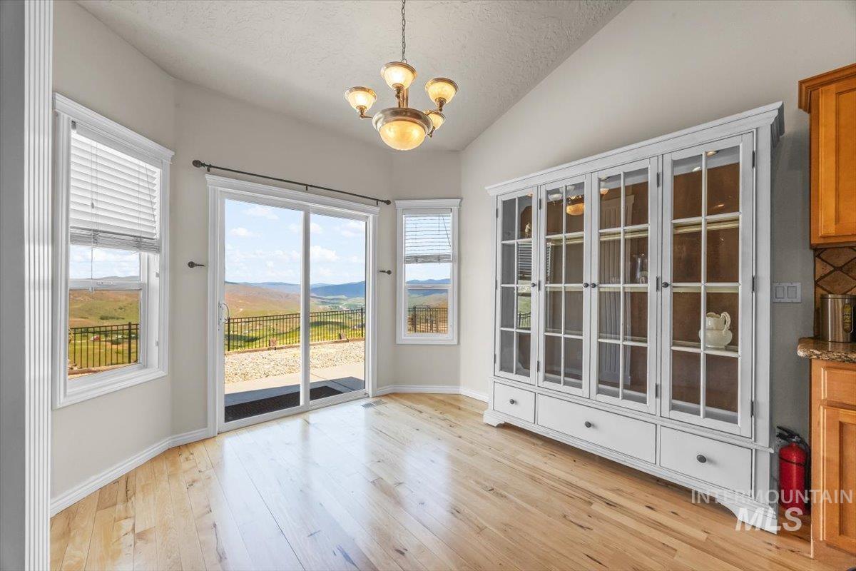 Horseshoe Bend, Idaho 83629, United States, 3 Bedrooms Bedrooms, ,3 BathroomsBathrooms,Residential,Active,227549