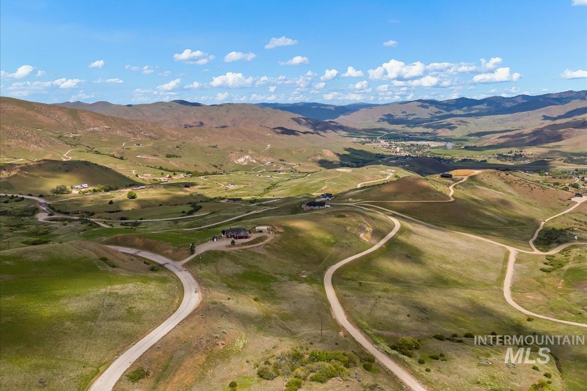 Horseshoe Bend, Idaho 83629, United States, 3 Bedrooms Bedrooms, ,3 BathroomsBathrooms,Residential,Active,227549