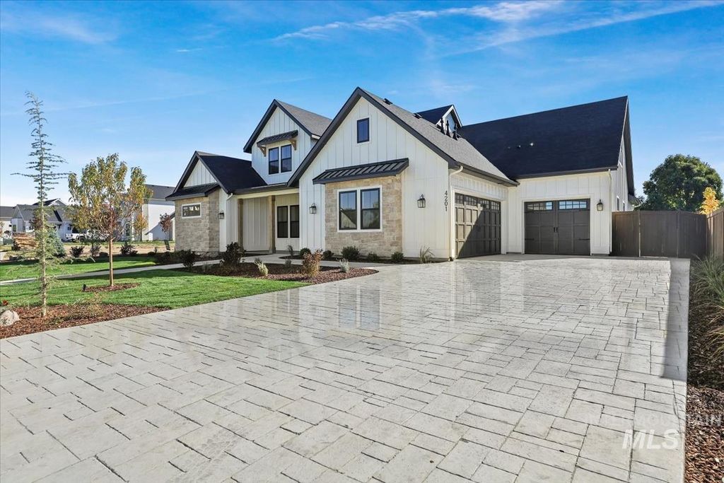 Photo of 12182 N Upper Ridge Pl, Boise, ID 83714 (MLS # 98967666)