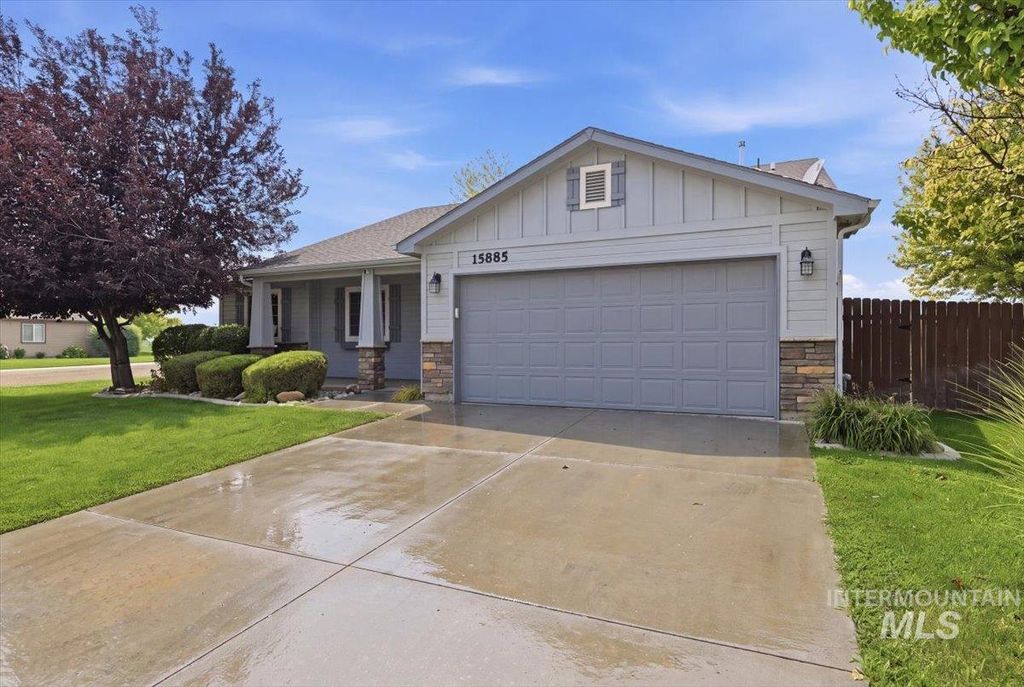 Photo of 15885 Granite Peak Avenue, Nampa, ID 83651 (MLS # 98995164)